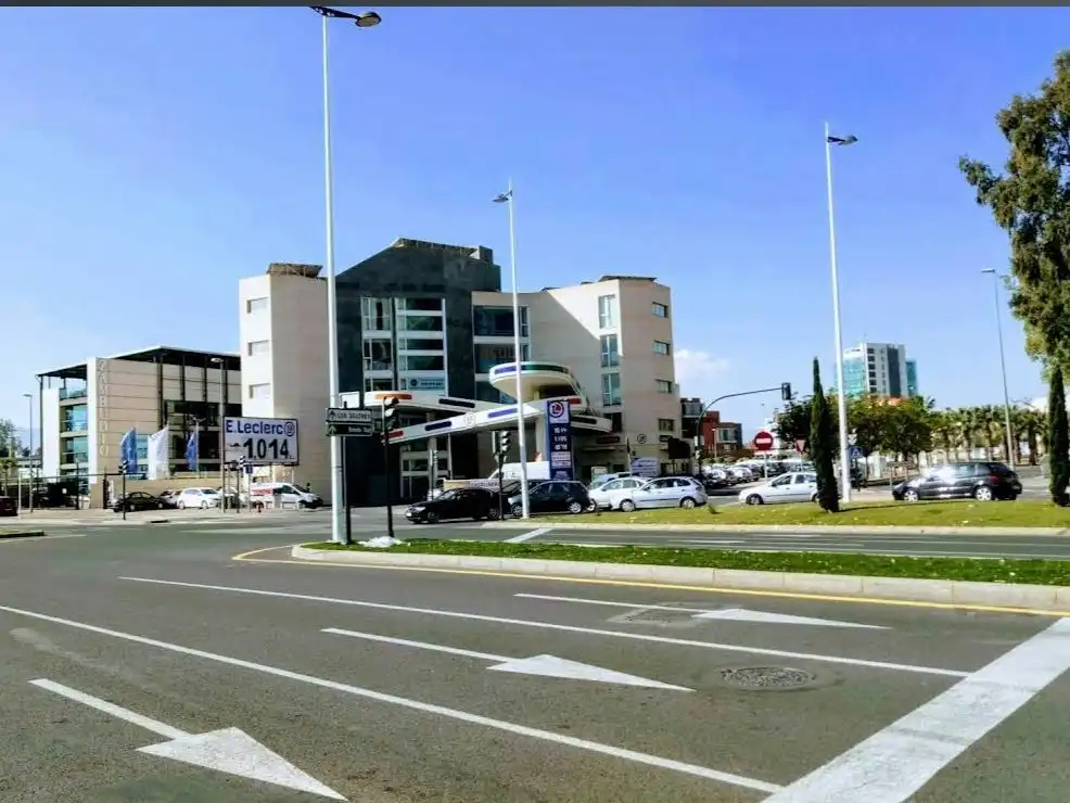 Aparcamiento en alquiler en Juana jugan 26, imagen 2