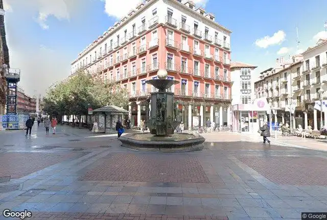 Vista exterior de Piso en venta en Valladolid
