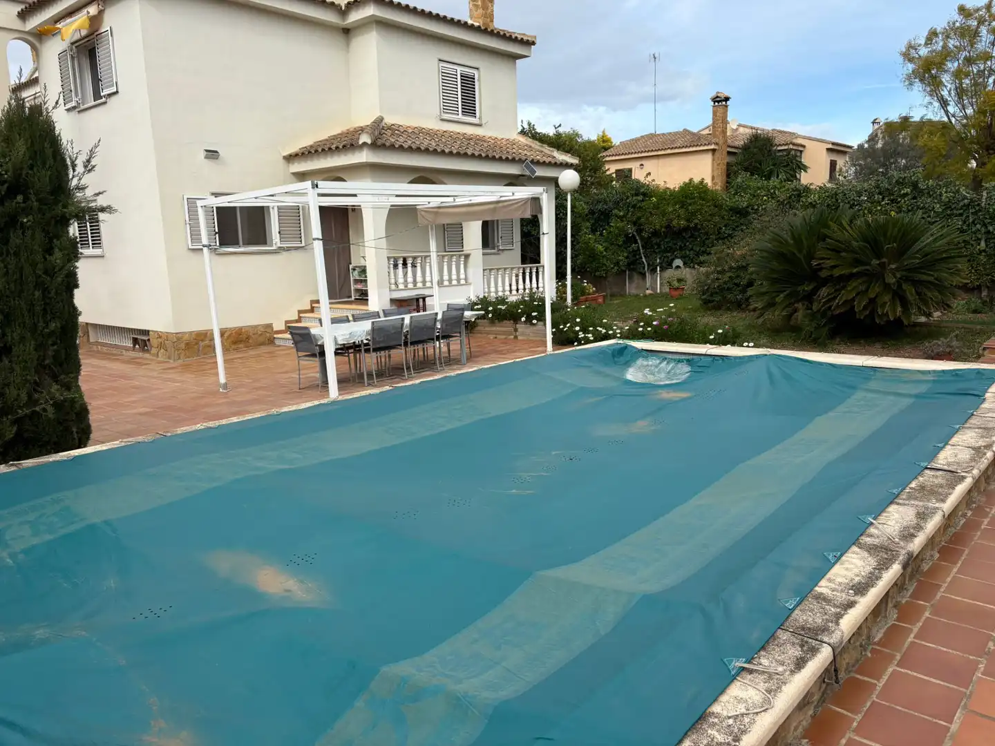 Swimming pool of Houses for sale in L'Eliana  with Air Conditioner, Heating and Private garden