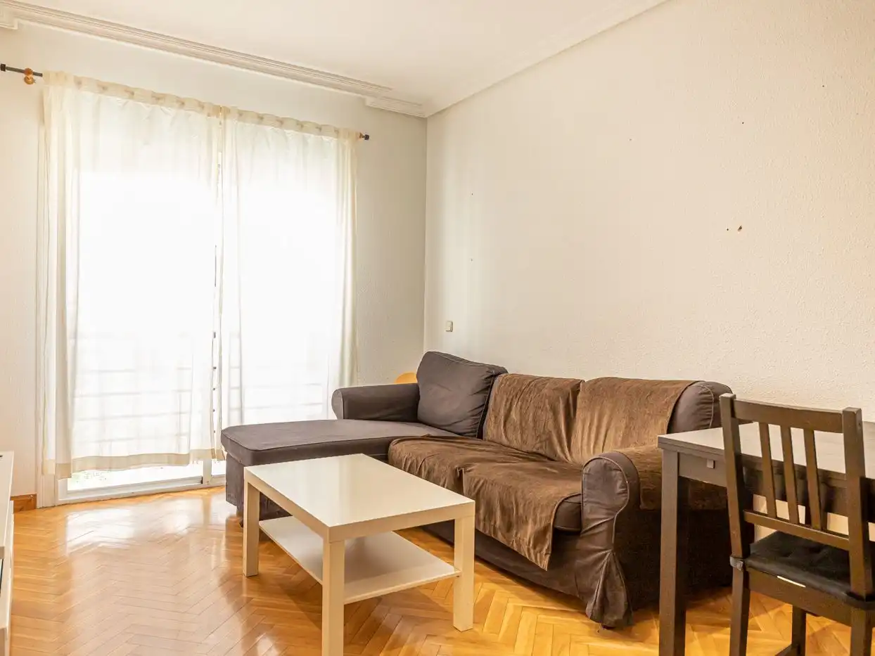 Apartament amb piscina de lloguer a ROBLEDILLO 21, imagen 3