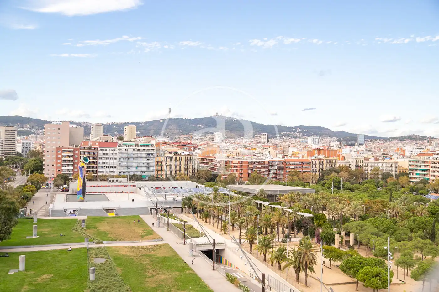 Vista exterior de Piso en venta en Barcelona con Aire acondicionado y Calefacción