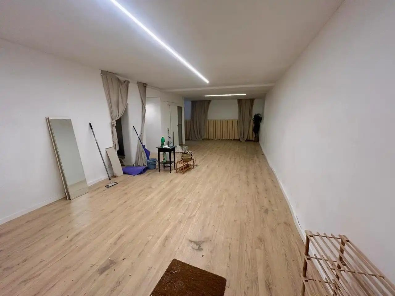 Business premises for sale in calle d'En Cortines