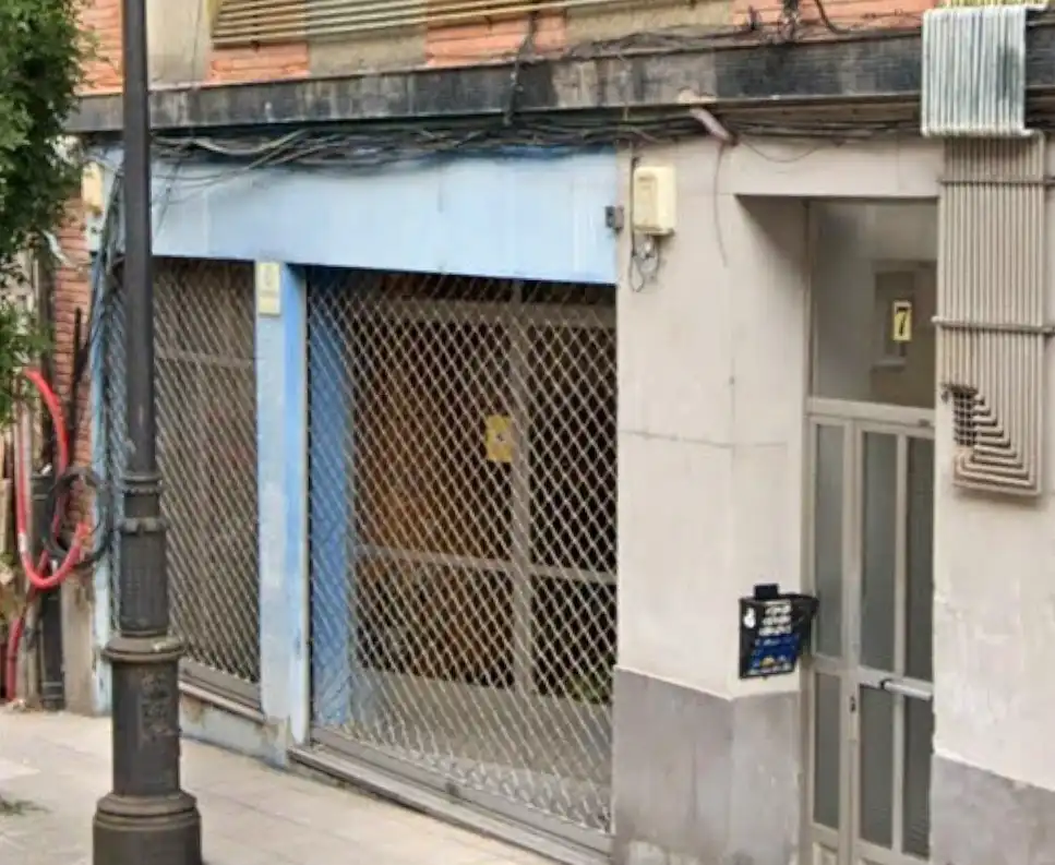 Außenansicht von Wohnung zum Verkauf in Oviedo 