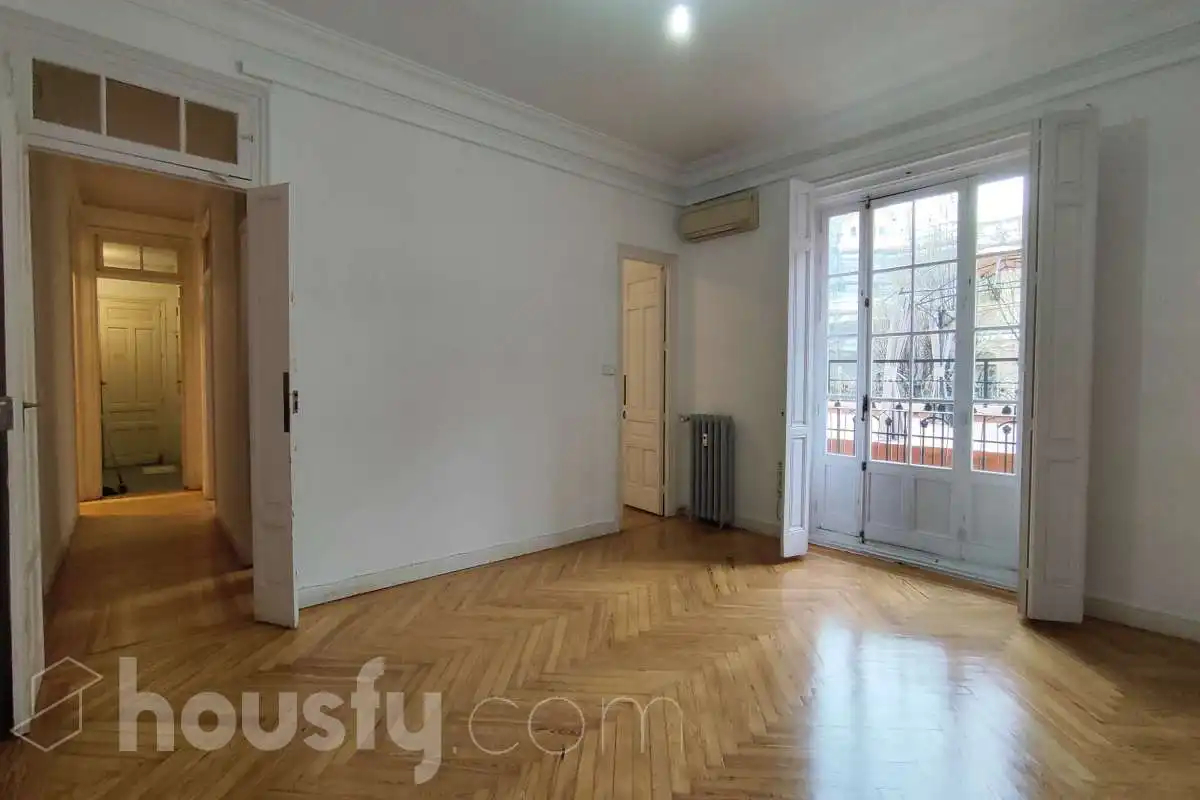 Habitación de Local de alquiler en Madrid