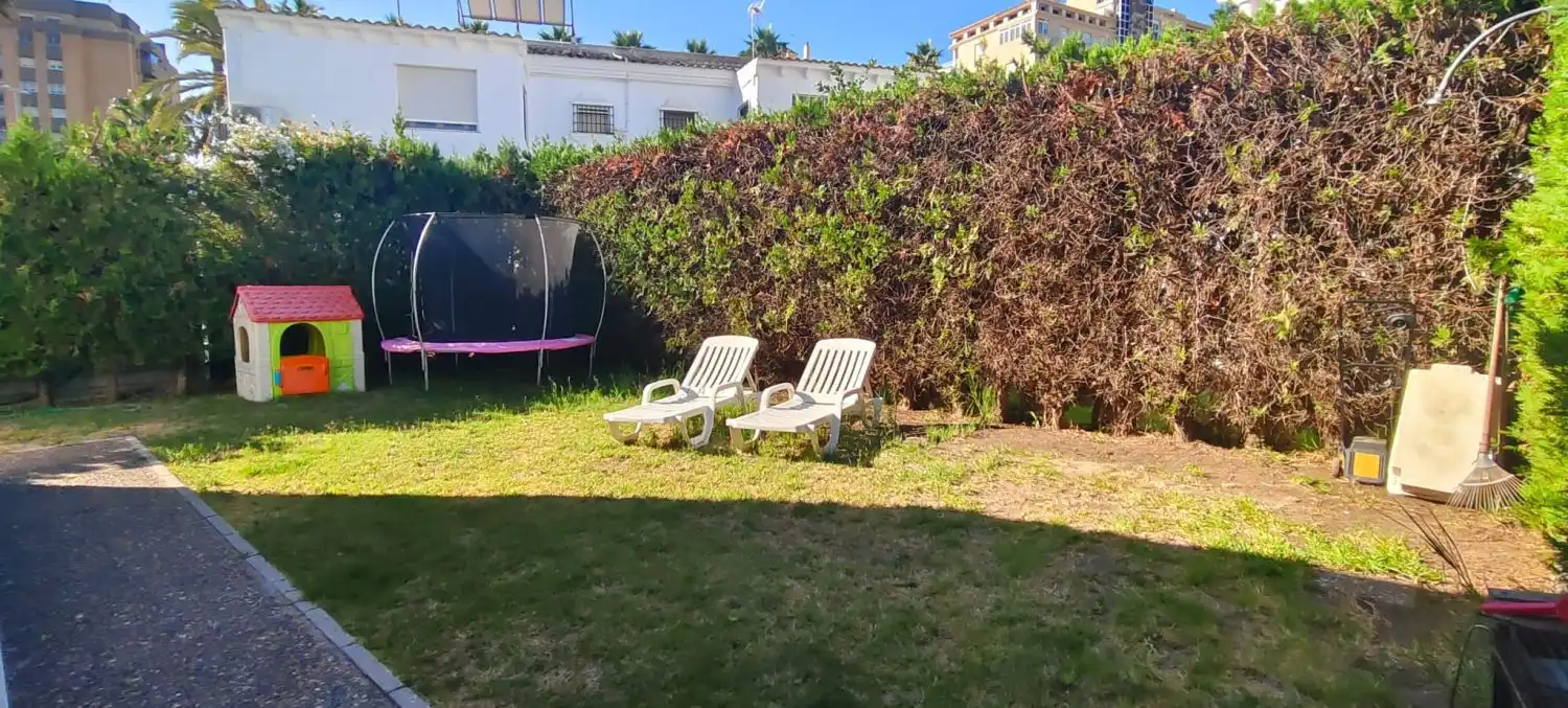 Garden of Houses for sale in La Antilla  with Terrace, Storage room and Balcony
