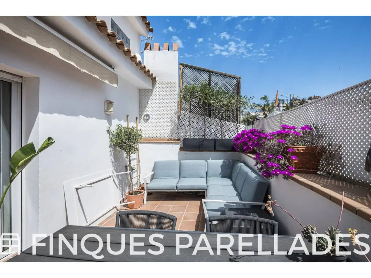 Terrasse von Dachboden zum Verkauf in Sitges mit Klimaanlage, Heizung und Terrasse