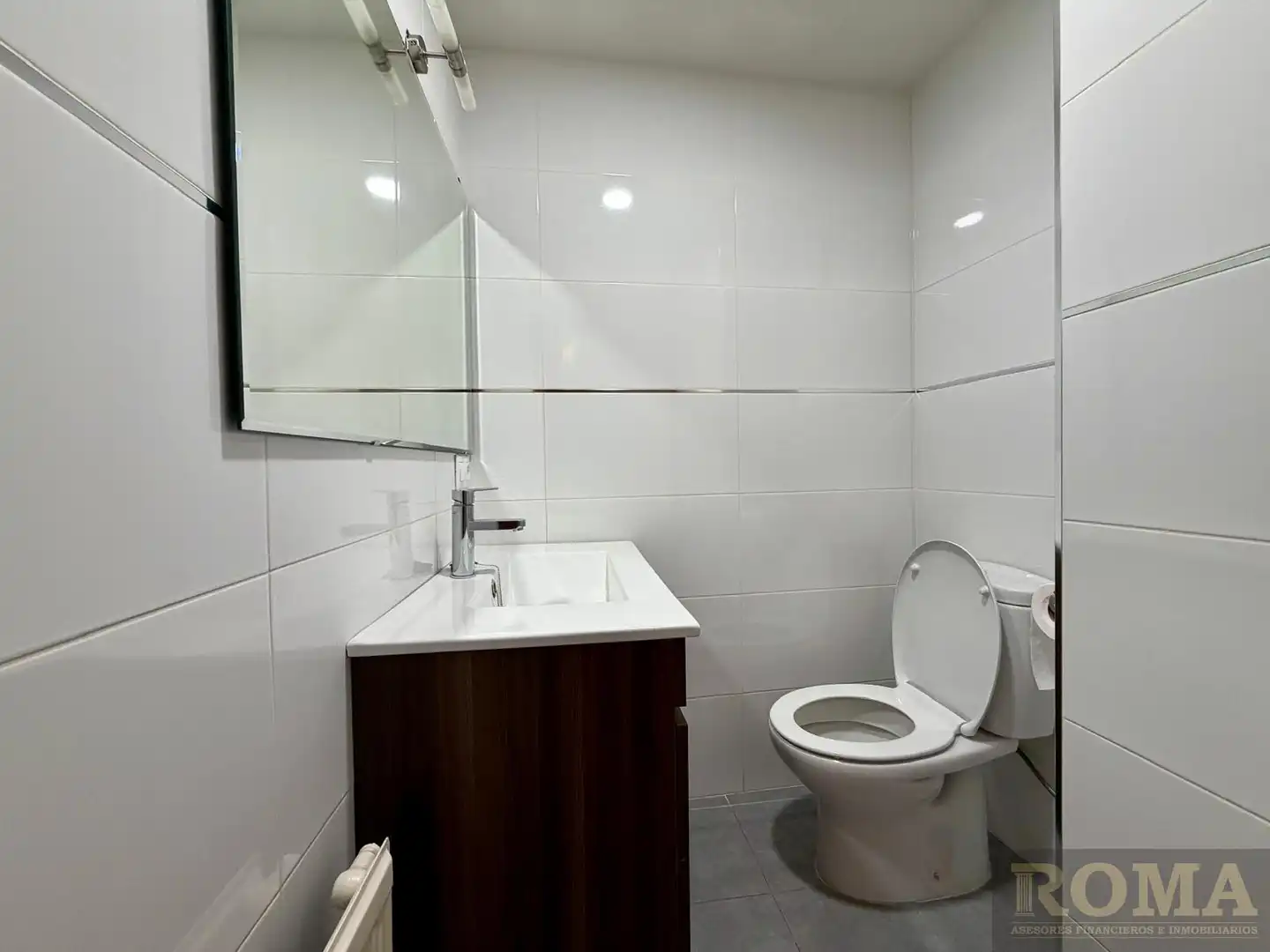 Bathroom of Flat for sale in Salamanca  with Heating, Parquet flooring and Balcony