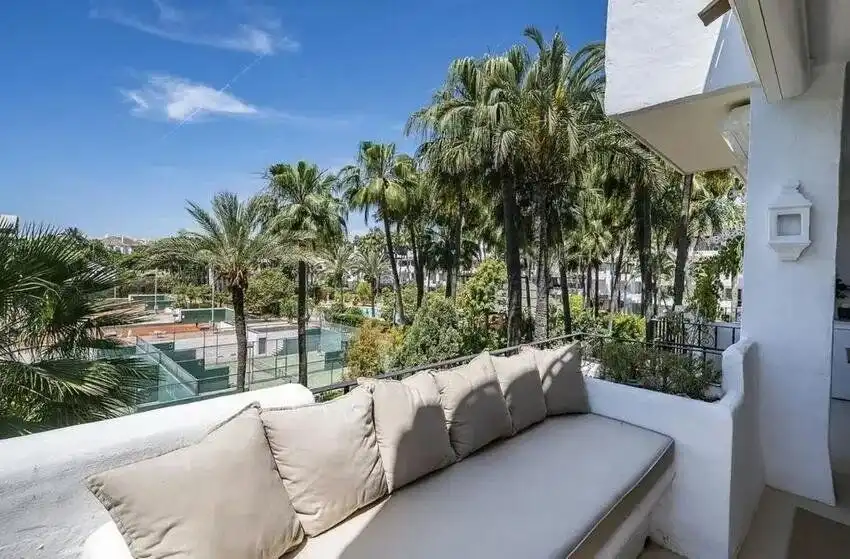 Terrace of Attic for sale in Marbella  with Air Conditioner, Heating and Private garden