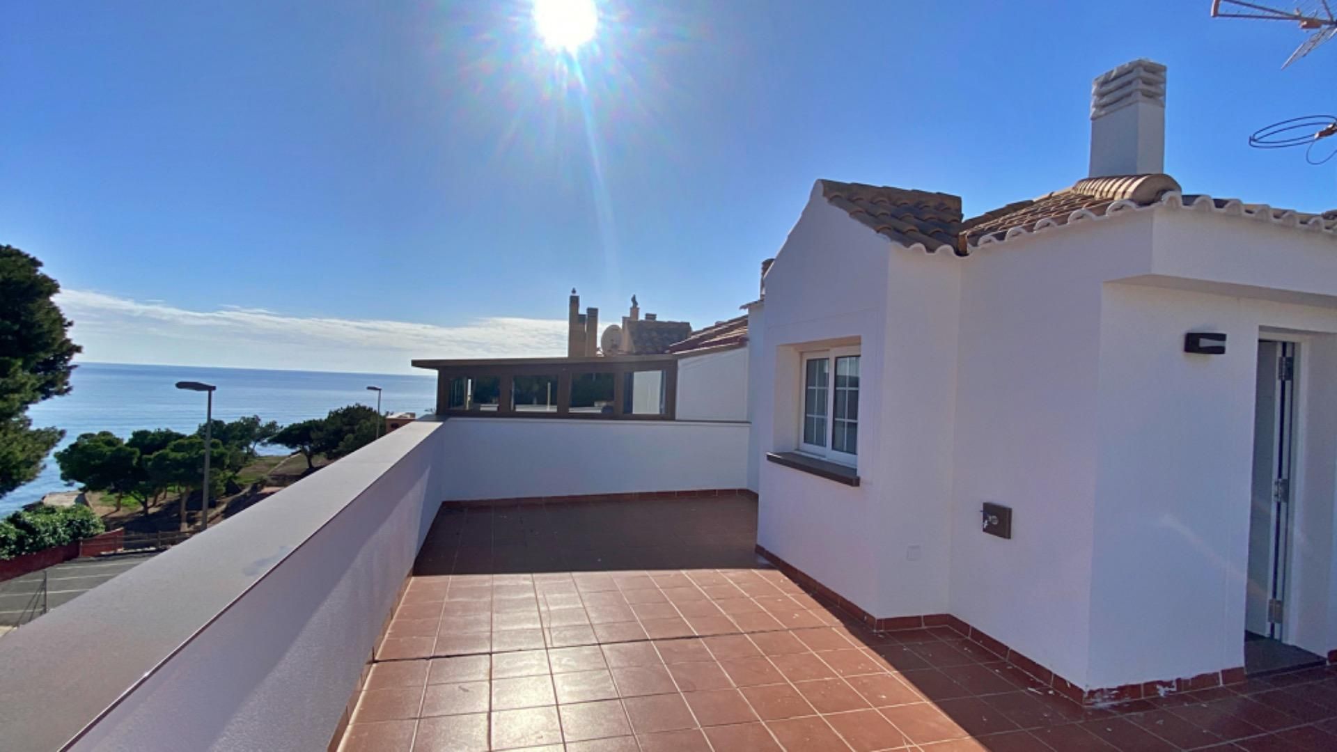 Exterior view of Single-family semi-detached for sale in Cartagena  with Terrace, Balcony and Community pool