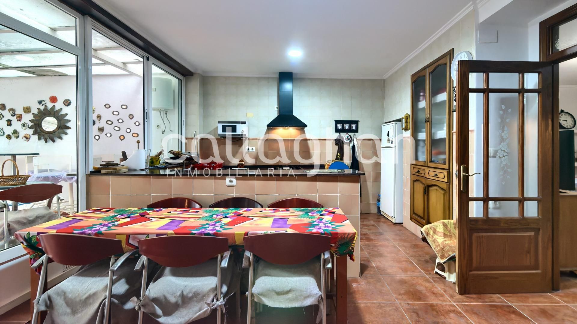 Cocina de Casa adosada en venta en Alberic con Aire acondicionado, Terraza y Trastero