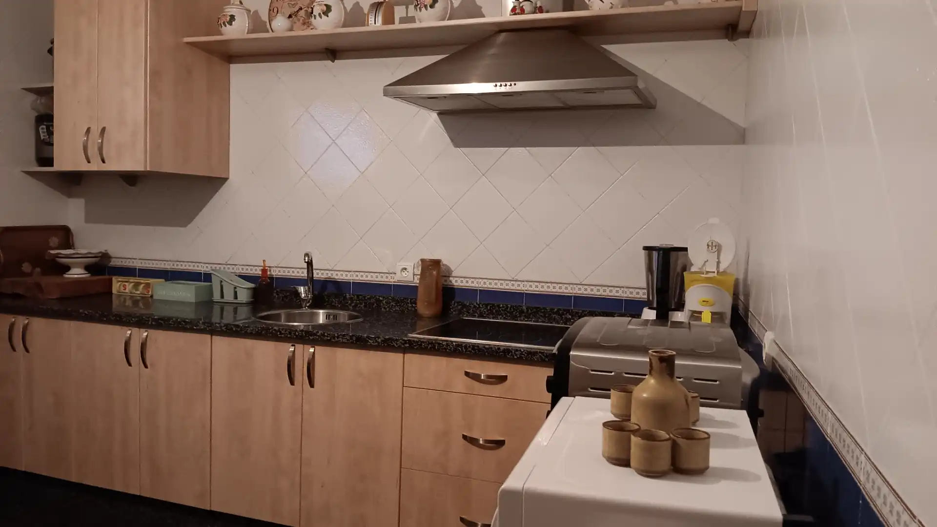 Cuina de Casa o xalet en venda en El Bodón  amb Moblat, Forn i Rentadora