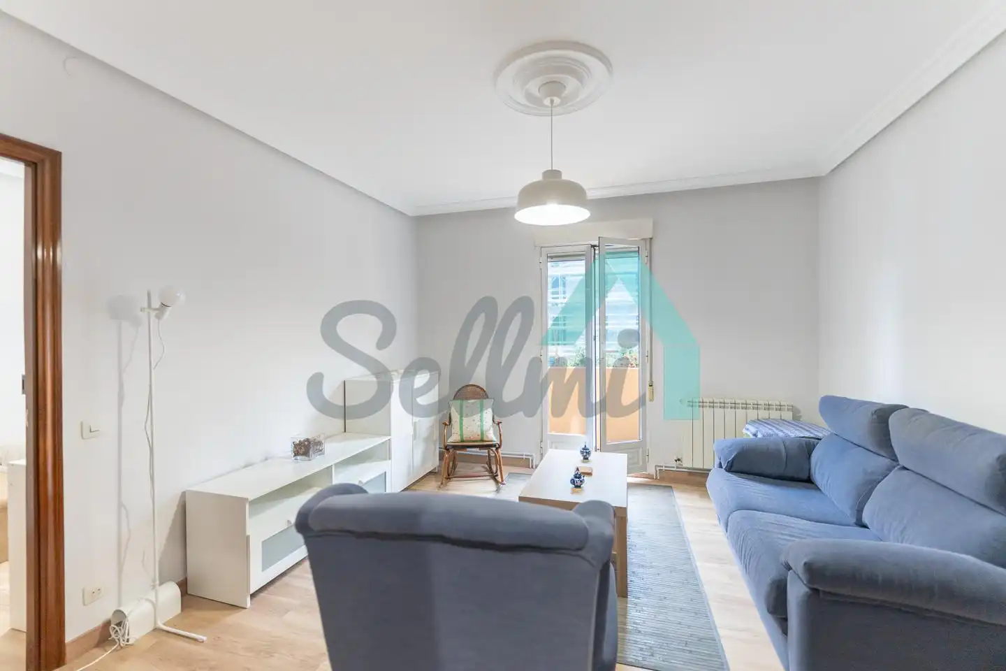 Sala de estar de Piso de alquiler en Oviedo  con Calefacción, Terraza y Amueblado