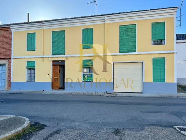 Casa-chalet en Venta en Villazala