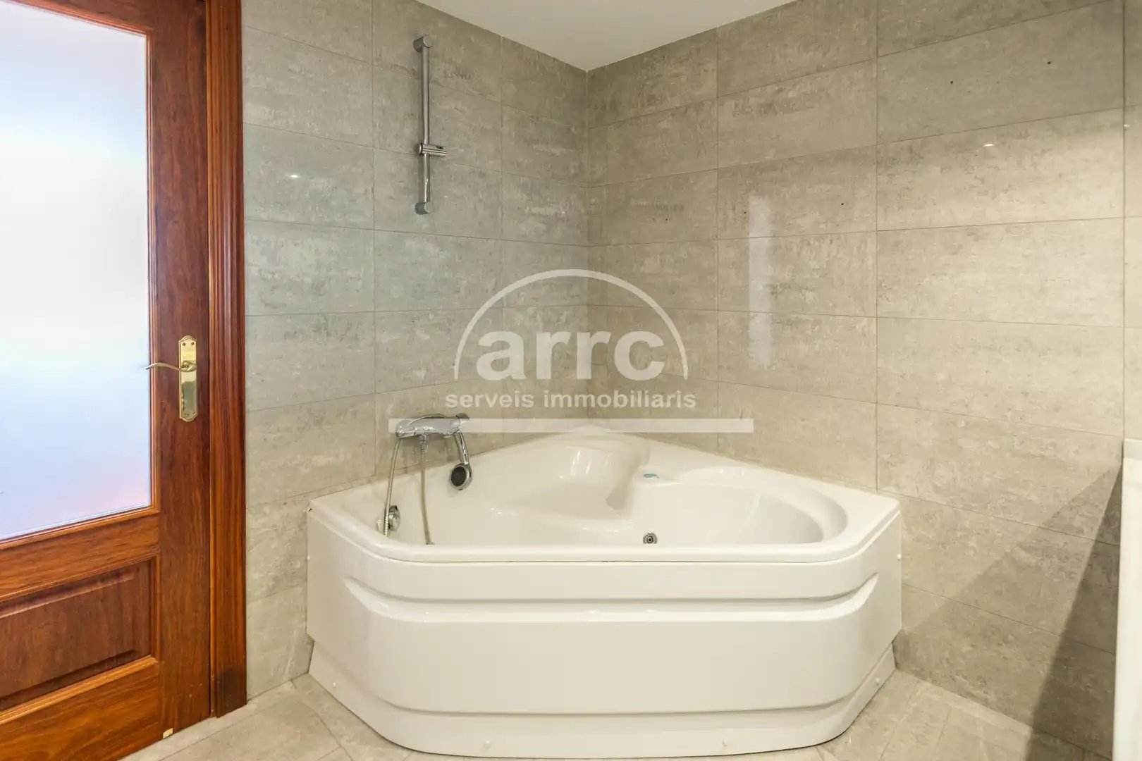 Bathroom of Houses for sale in Vilassar de Dalt  with Air Conditioner, Heating and Private garden