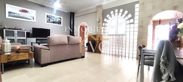 Casa-chalet en Venta en Guillena pueblo