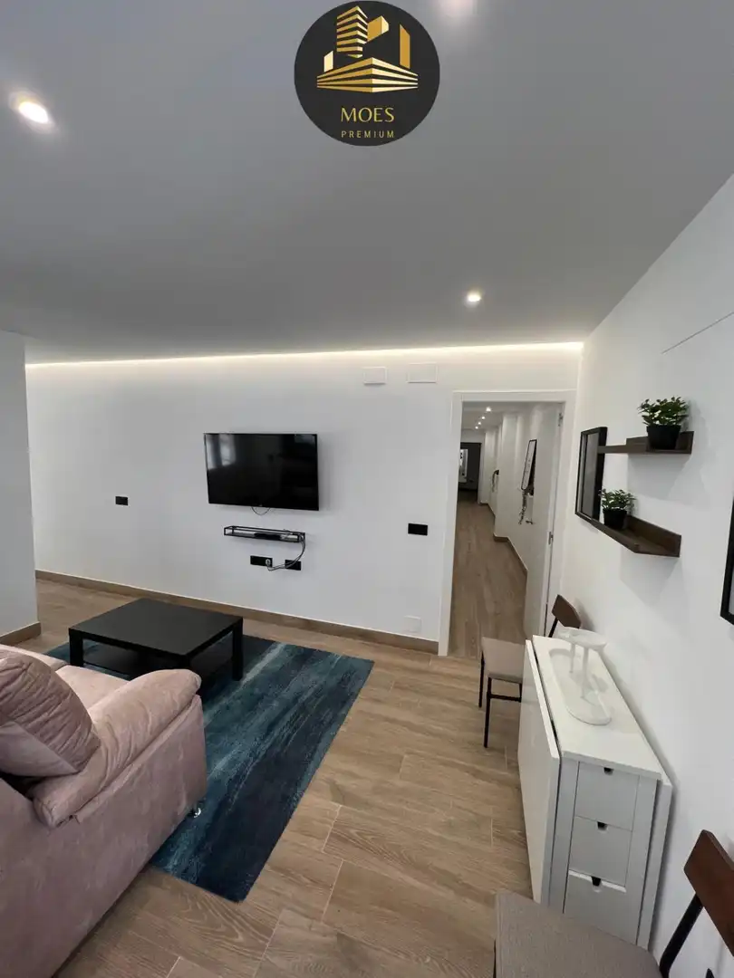 Sala de estar de Piso en venta en Jaén con Balcón