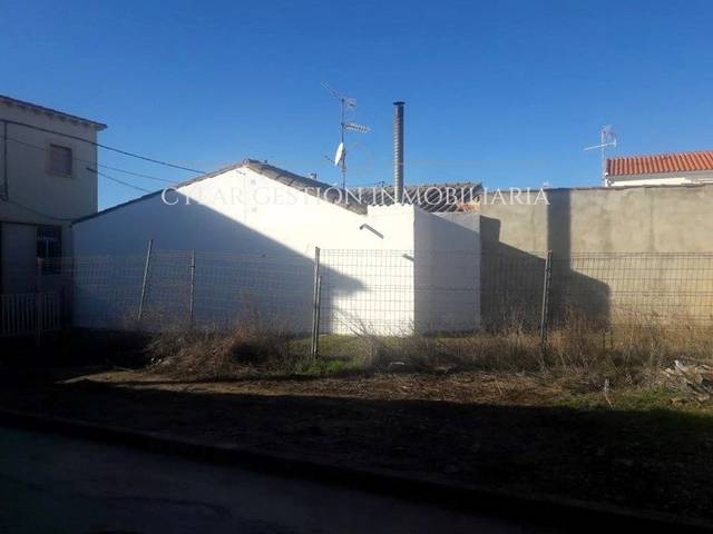 Terreno en Venta en Medio en Pelabravo