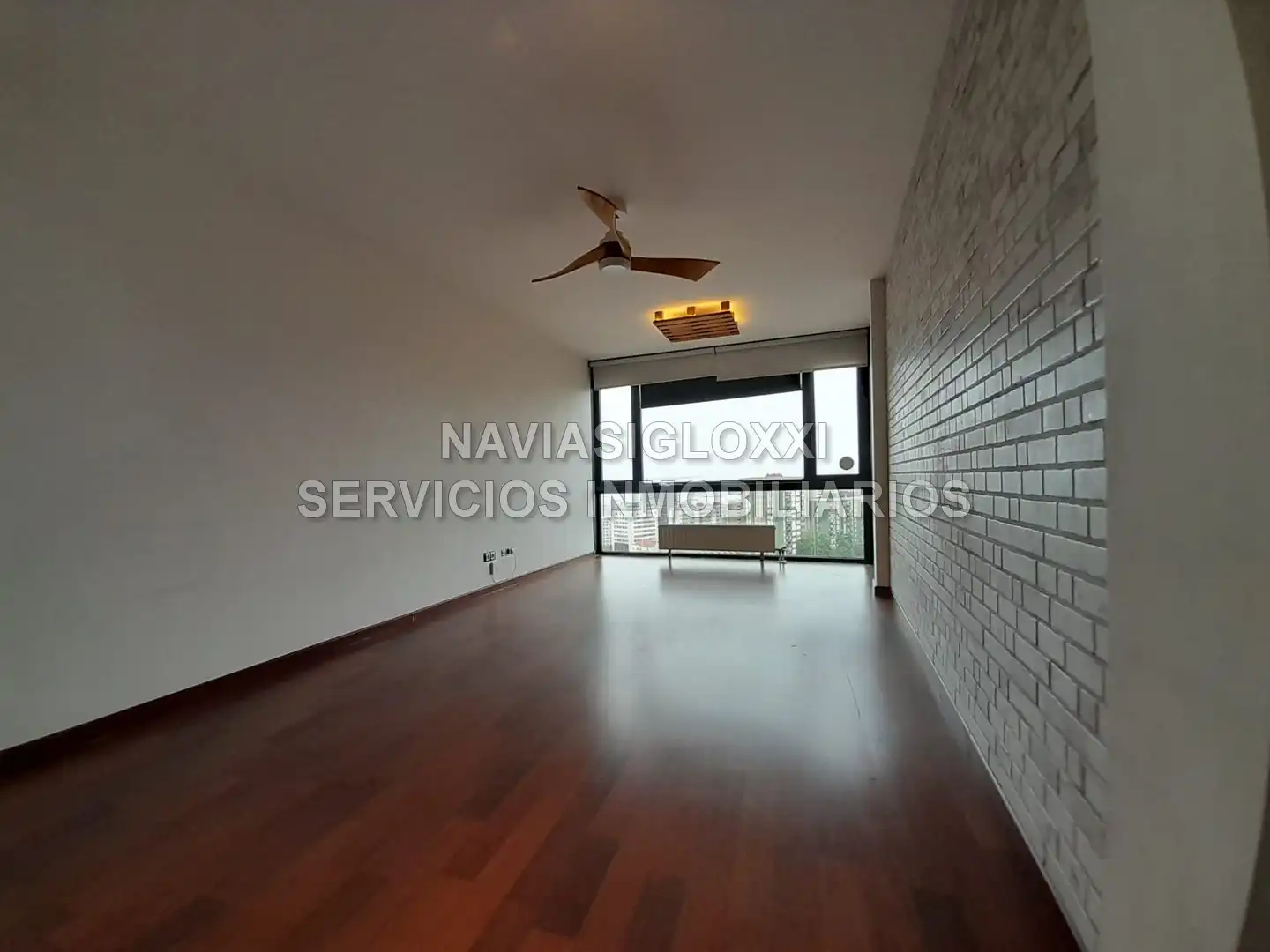 Living room of Flat for rent in Vigo   with Parquet flooring, Furnished and Oven