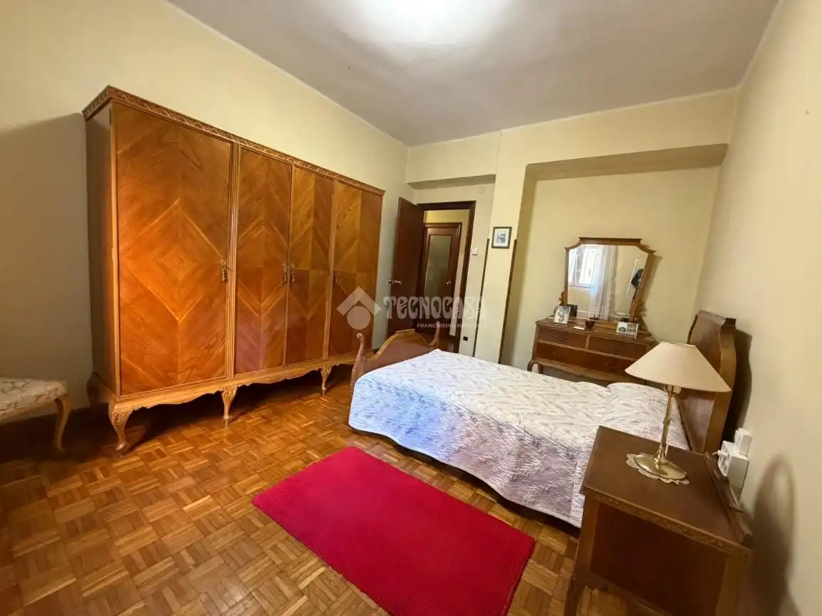 Wohnung mit Aufzug zum Verkauf in C. Isaac Peral
