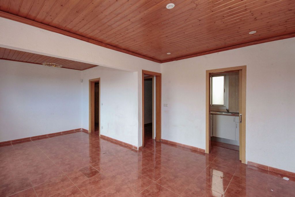 Flat for sale in Sabadell