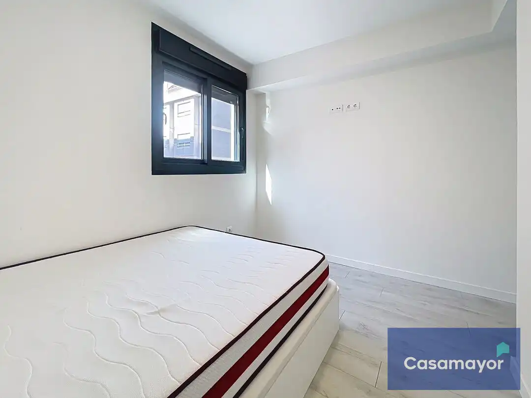 Habitación de Piso de alquiler en Alicante / Alacant con Aire acondicionado, Calefacción y Trastero