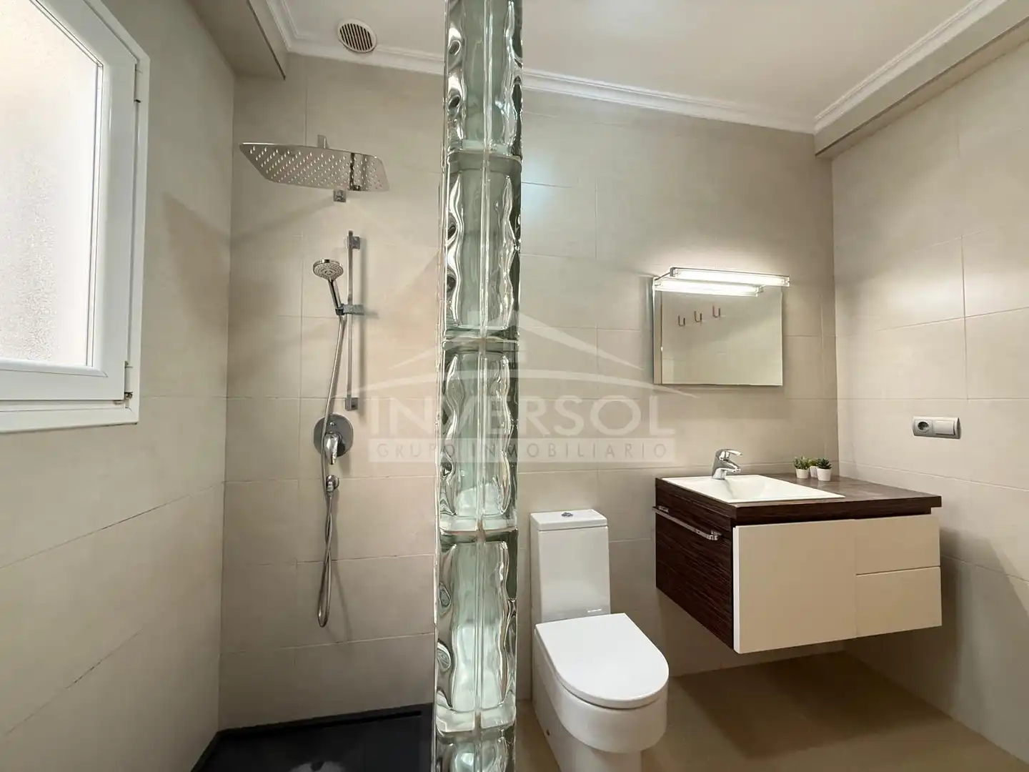 Baño de Piso en venta en El Ejido con Aire acondicionado, Calefacción y Amueblado