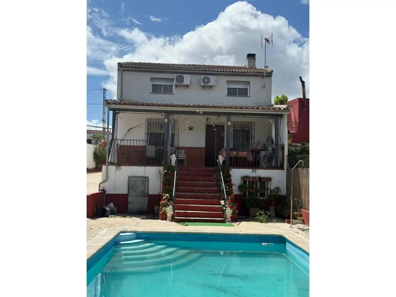 Vista exterior de Casa o chalet en venta en Sabiote con Jardín privado y Piscina