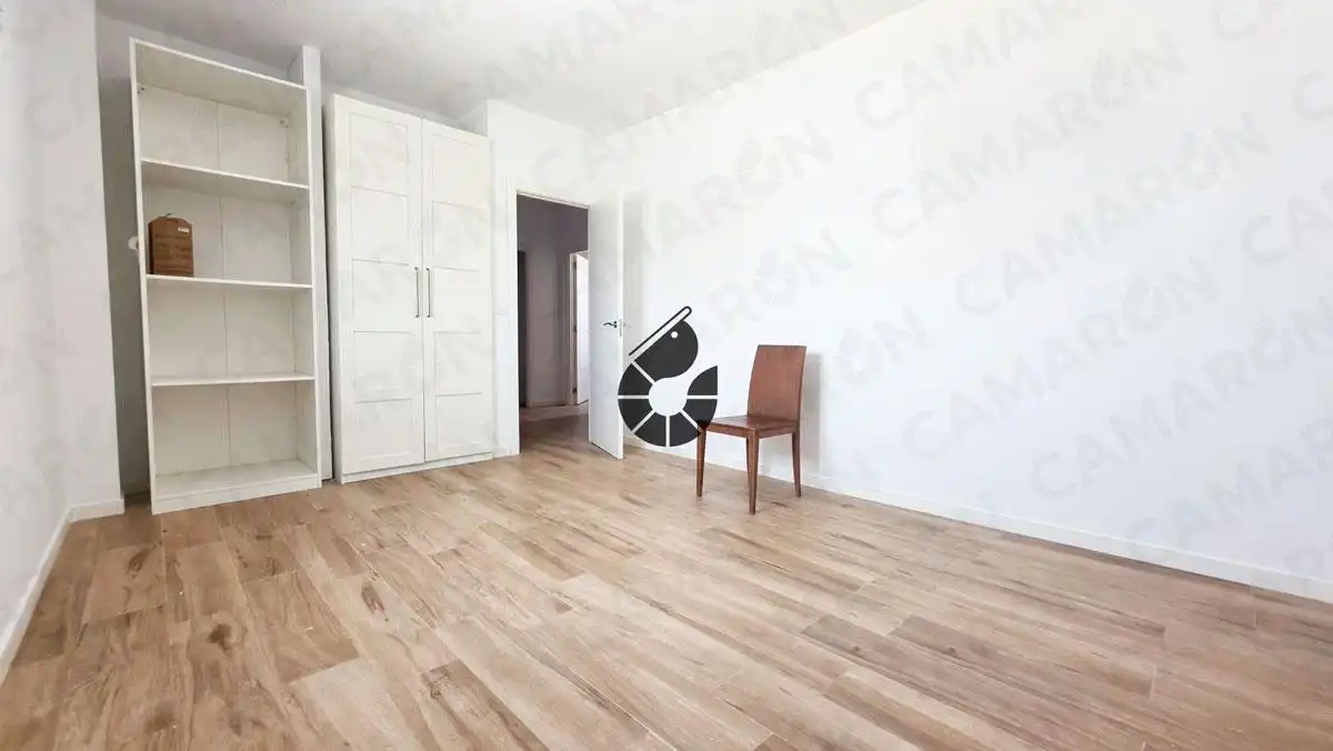 Habitación de Casa o chalet de alquiler en Palomares del Río con Aire acondicionado, Jardín privado y Parquet