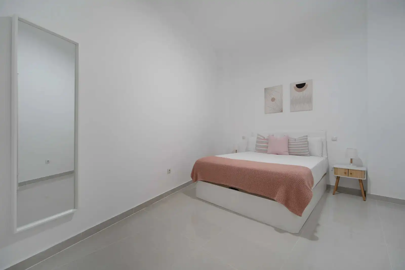 Bedroom of Flat for rent in Puente de Vallecas
