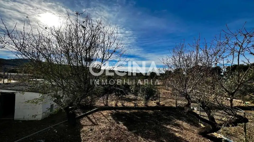 Finca rústica en venda a Ibi