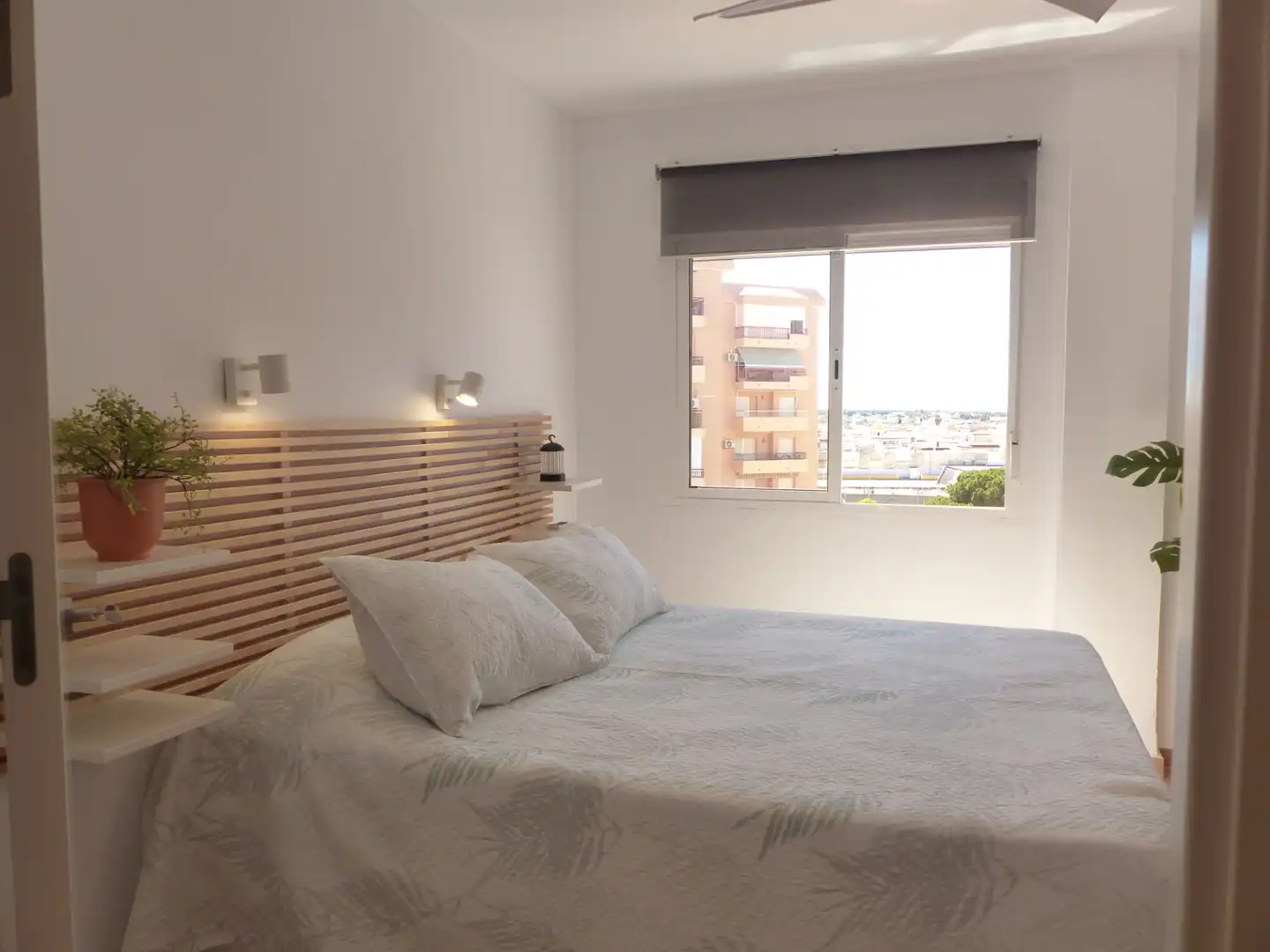 Habitación de Piso en venta en Chipiona con Aire acondicionado, Terraza y Amueblado