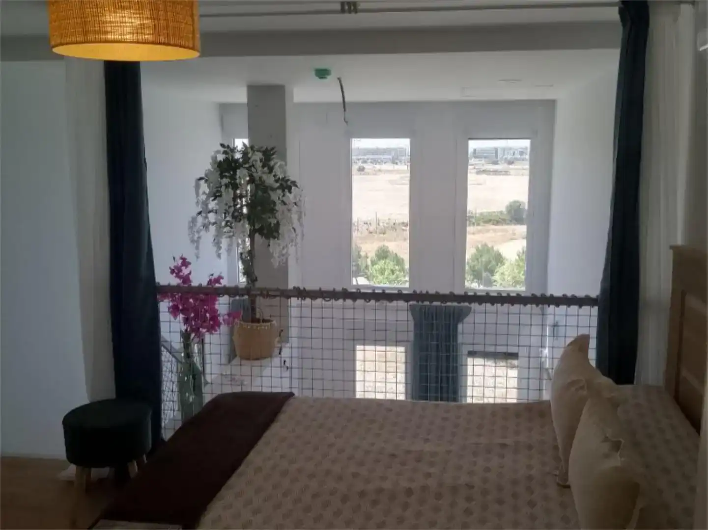 Terrasse von Wohnung zur Miete in  Madrid Capital mit Klimaanlage und Schwimmbad