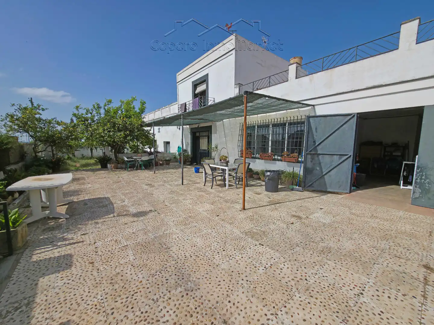 Casa bifamiliare con giardino in vendita a Calle Giralda