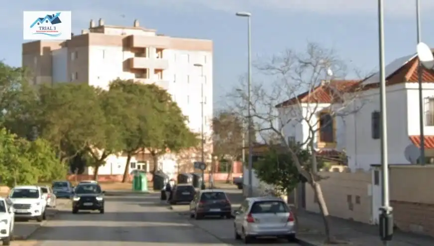Adossat amb terrassa en venda a Calle TORRE DEL TAJO, imagen 2