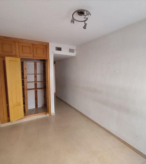 Foto 2 de Piso en venta en Cl. Aguila Real, Vera Ciudad, Vera