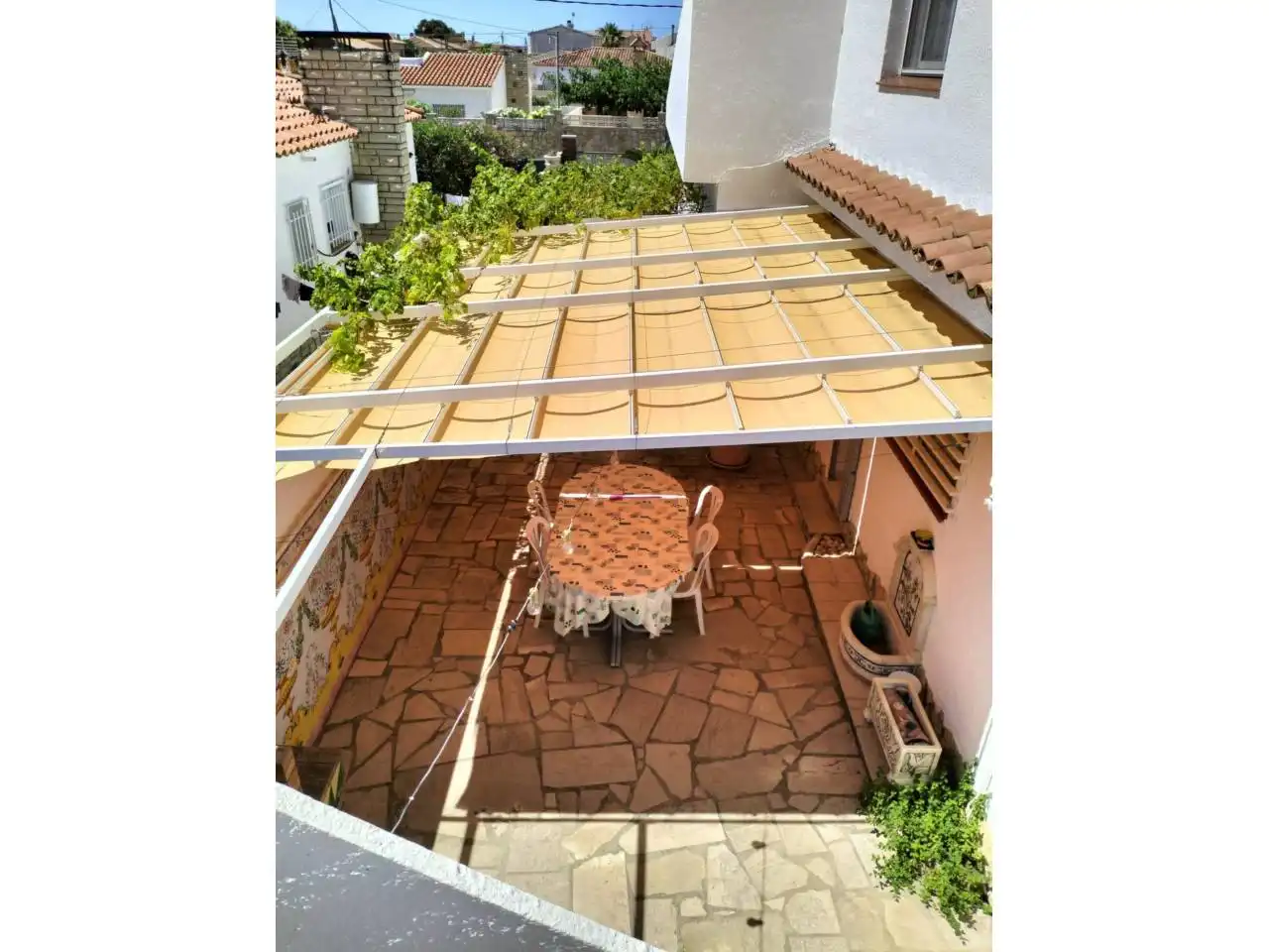 Terrassa de Casa o xalet en venda en Mont-roig del Camp amb Aire condicionat, Calefacció i Jardí privat