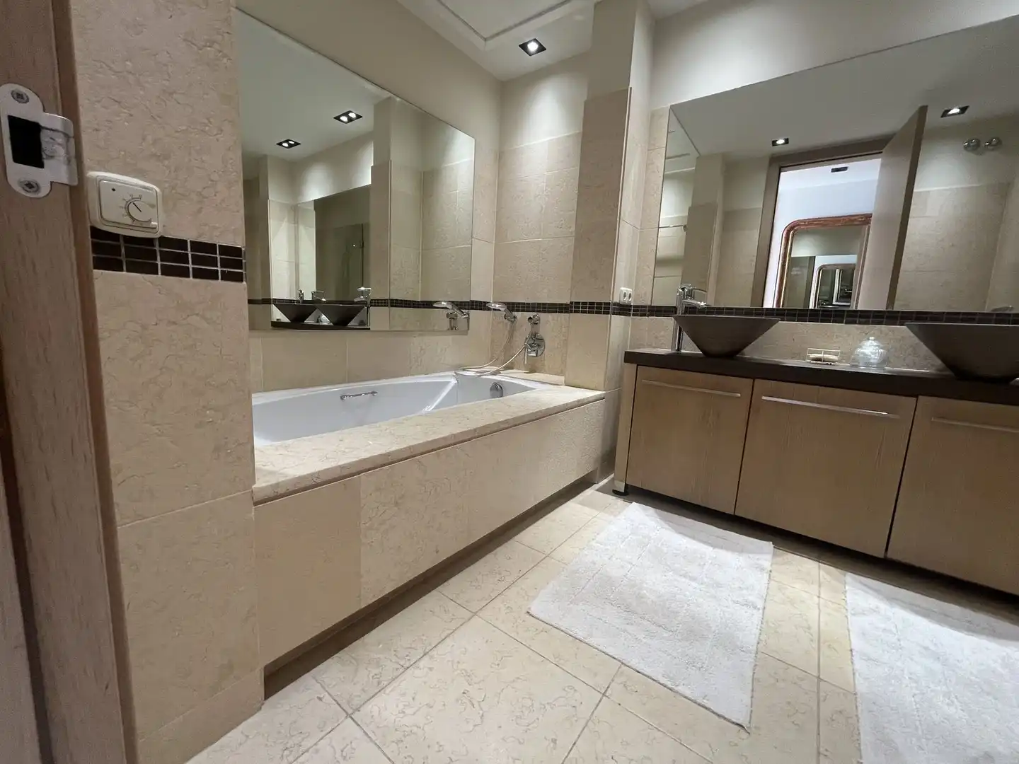 Wohnung mit Pool zum Verkauf in Carretera de Lomas de Marbella 7J, imagen 11