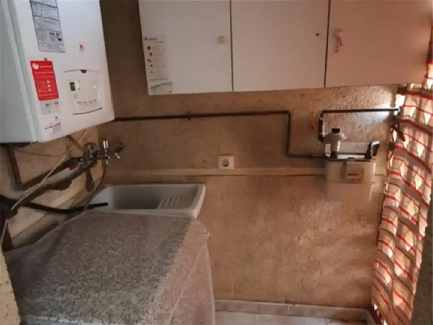 Bany de Pis en venda en Coria amb Aire condicionat i Balcó