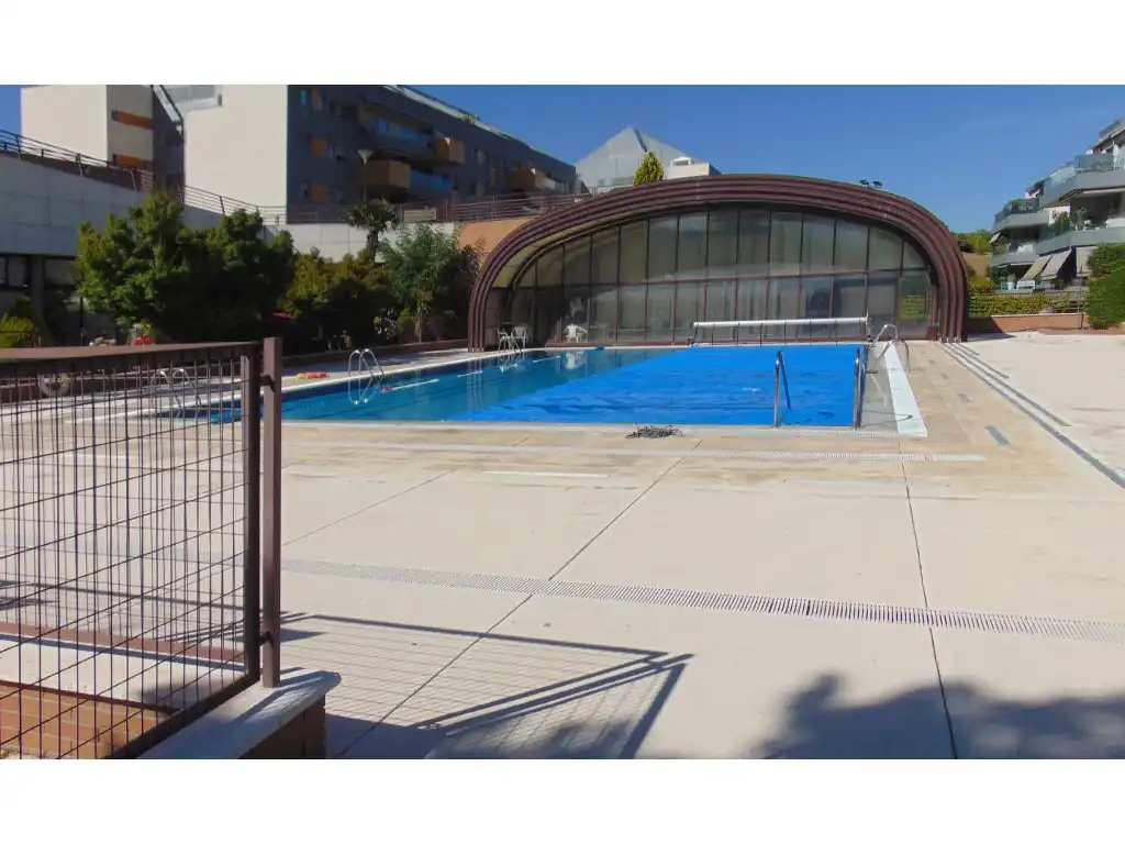 Dúplex de lloguer a Avenida Principe de Asturias, Zona Monte El Pilar