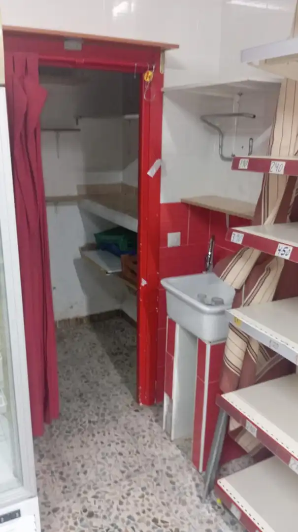 Cuina de Local de lloguer en Córdoba