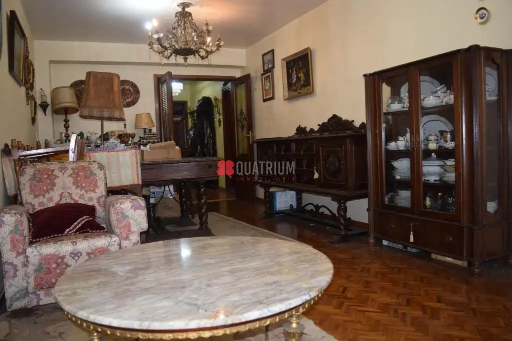 Sala de estar de Piso en venta en Santiago de Compostela  con Trastero