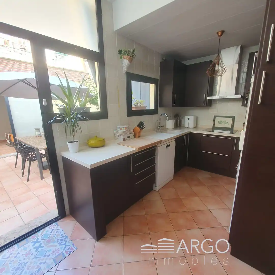 Casa adosada en venta en Carrer de Colom, Centre