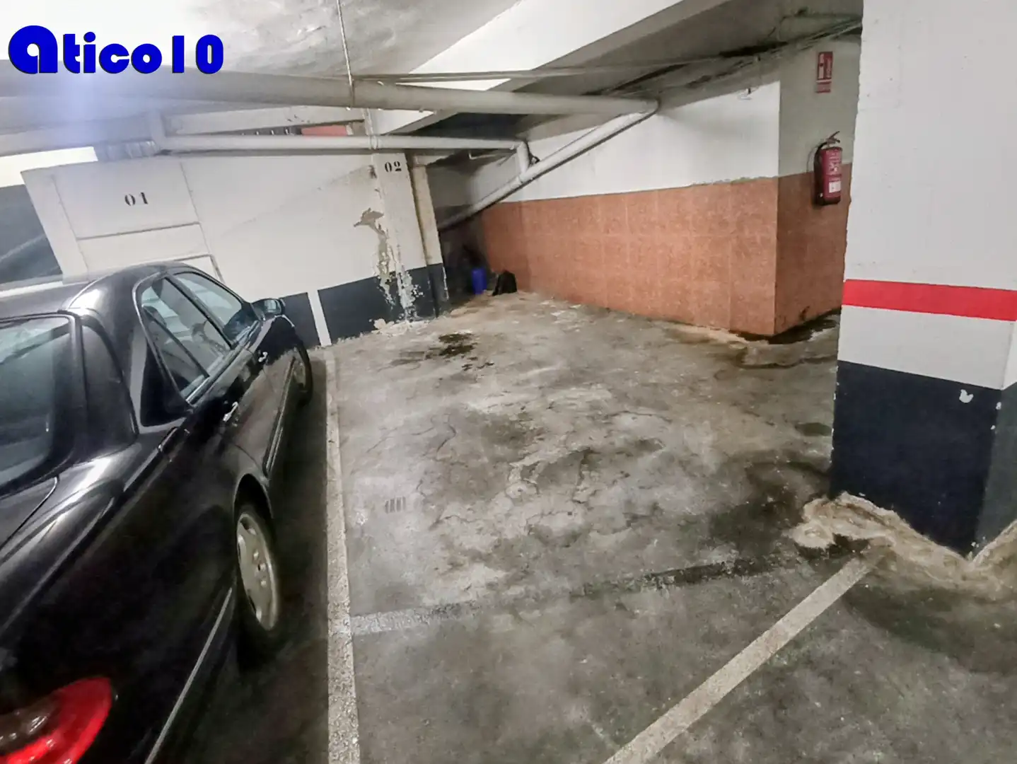 Parking de Piso en venta en Oviedo  con Calefacción, Parquet y Terraza