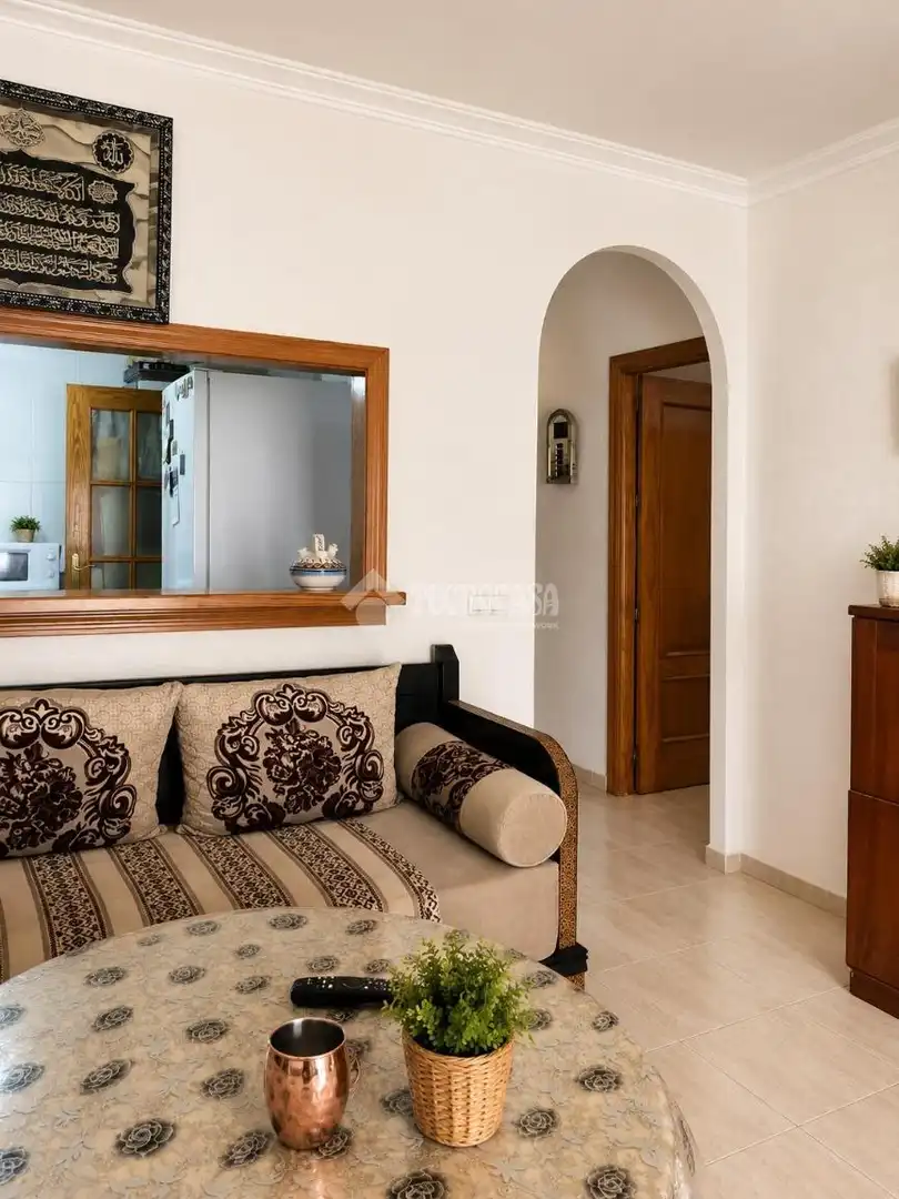 Living room of Flat for sale in Roquetas de Mar