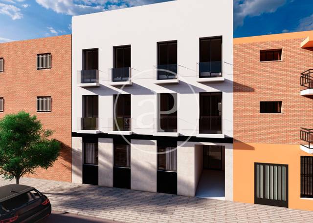 Piso en Venta en Calle de Santa Teresa de Jesús, 15 en Centro Urbano