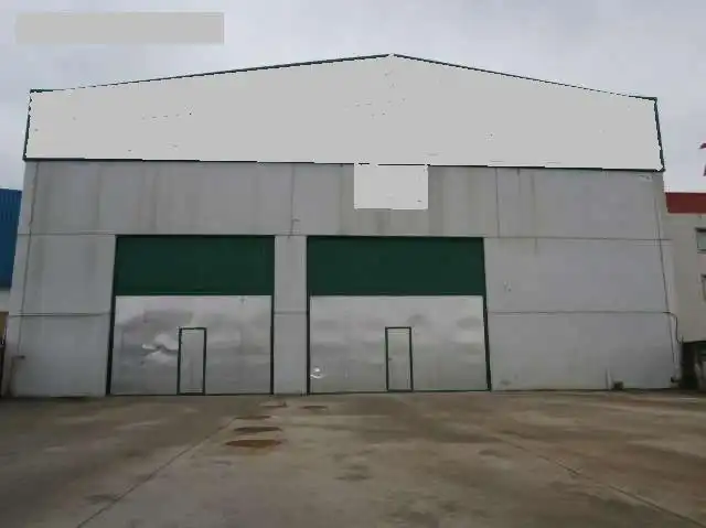 Vista exterior de Nau industrial en venda en O Porriño  
