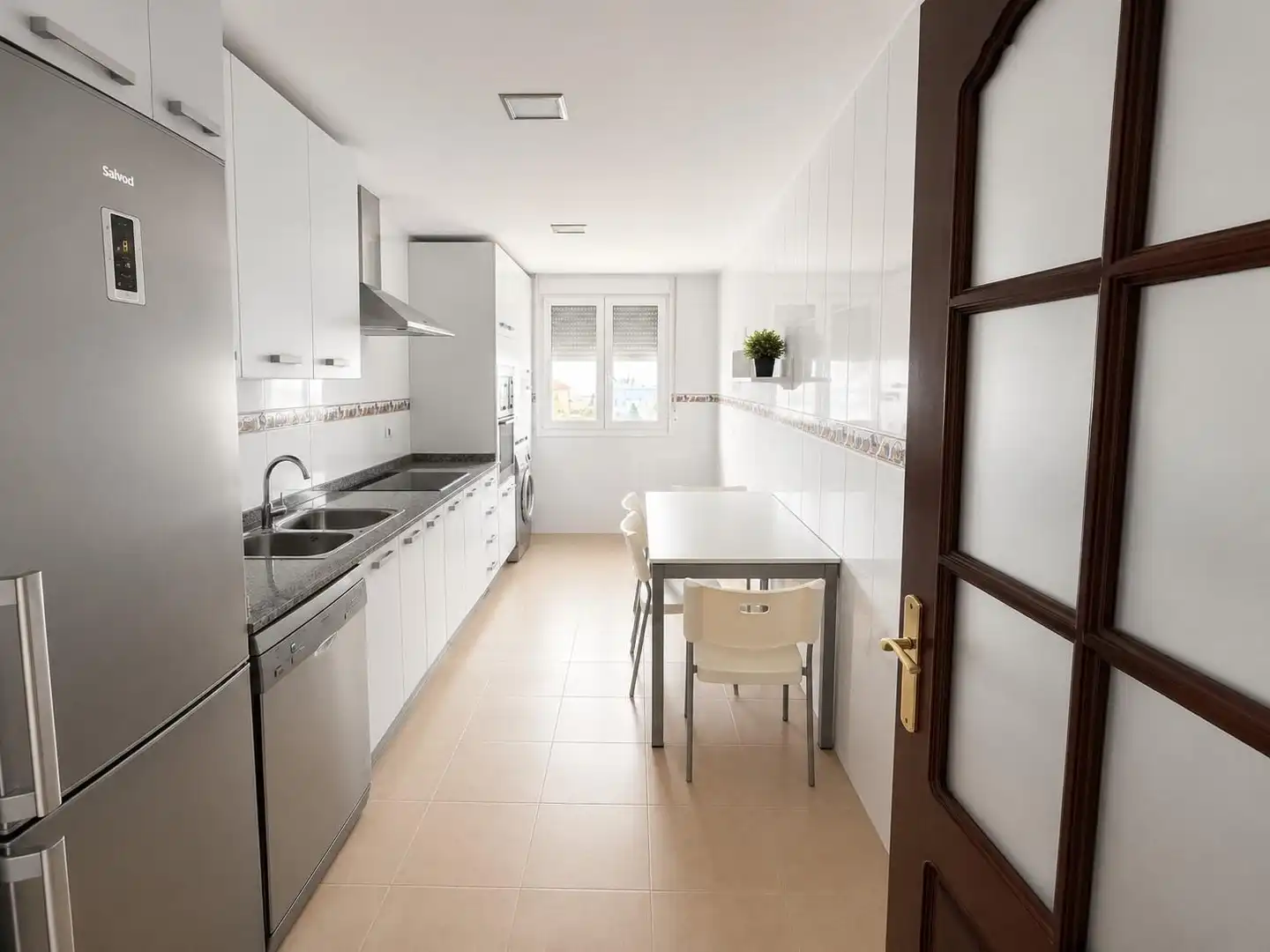 Cocina de Piso de alquiler en San Fernando con Aire acondicionado y Calefacción