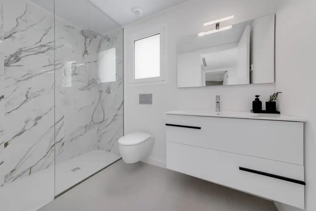 Baño de Casa o chalet en venta en El Campello con Terraza y Balcón
