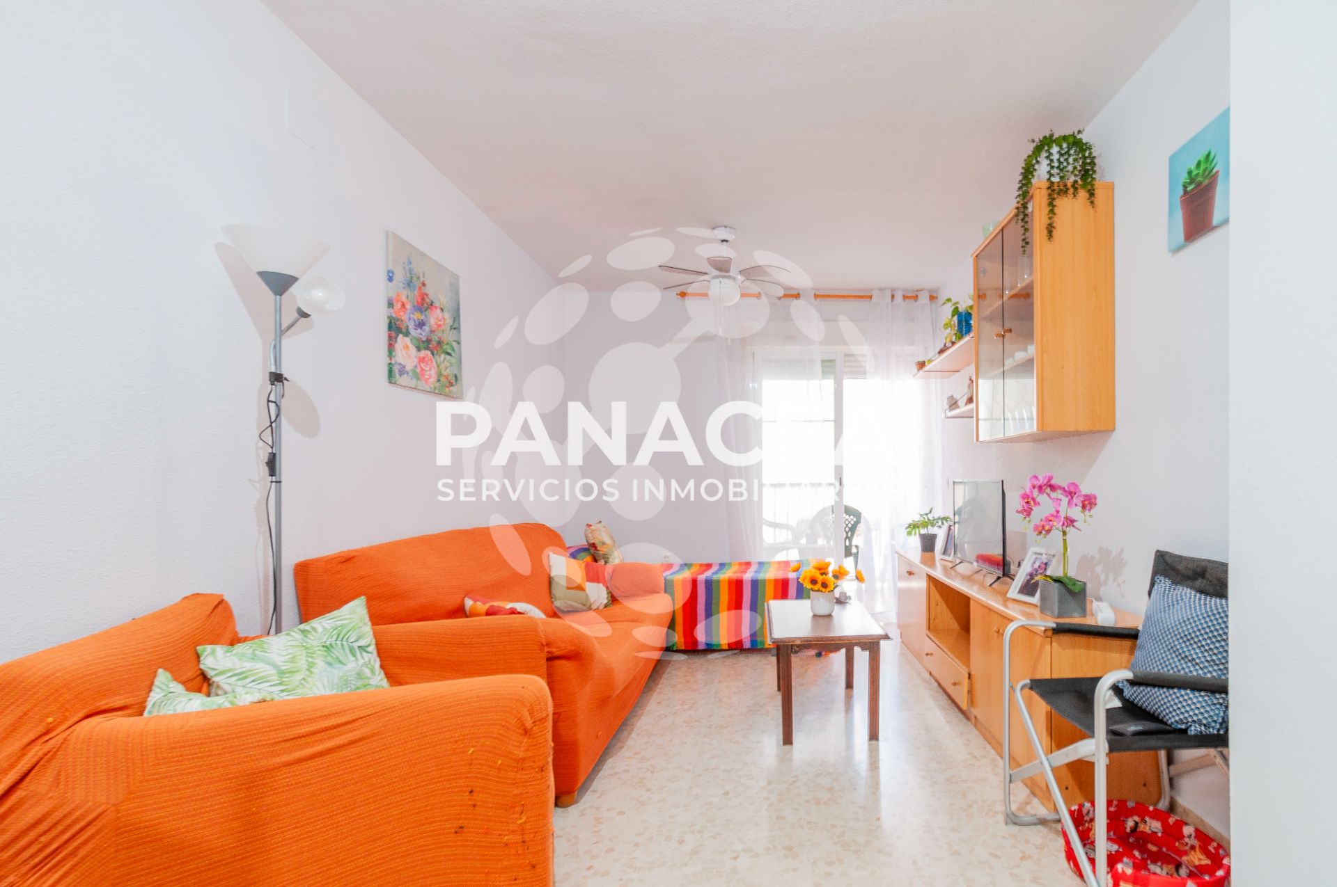 Living room of Flat for sale in Roquetas de Mar  with Terrace, Furnished and Washing machine