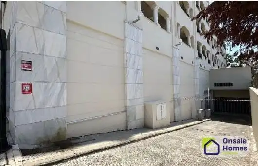 Local comercial en alquiler en Milla de Oro, imagen 4